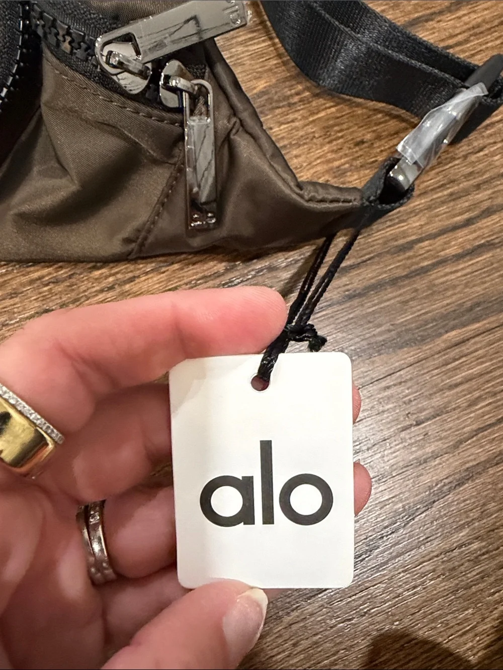 ALO Yoga Espresso Waist Belt Bag with Black Strap